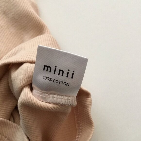 Minii Ribbed Romper - Picture 5 of 7